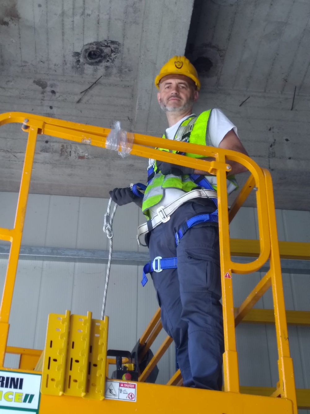 Montaggio scaffalature porta-pallet e soppalchi in acciaio
